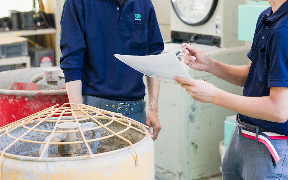 マテリアル事業部